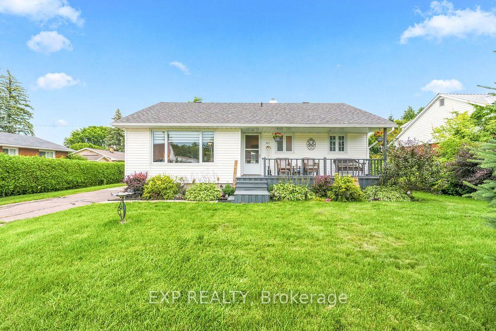 Photo 2 of 101 Grant Boulevard, Renfrew, Renfrew — HOMEH
