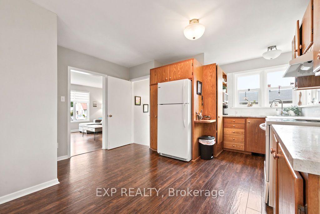 Photo 13 of 101 Grant Boulevard, Renfrew, Renfrew — HOMEH