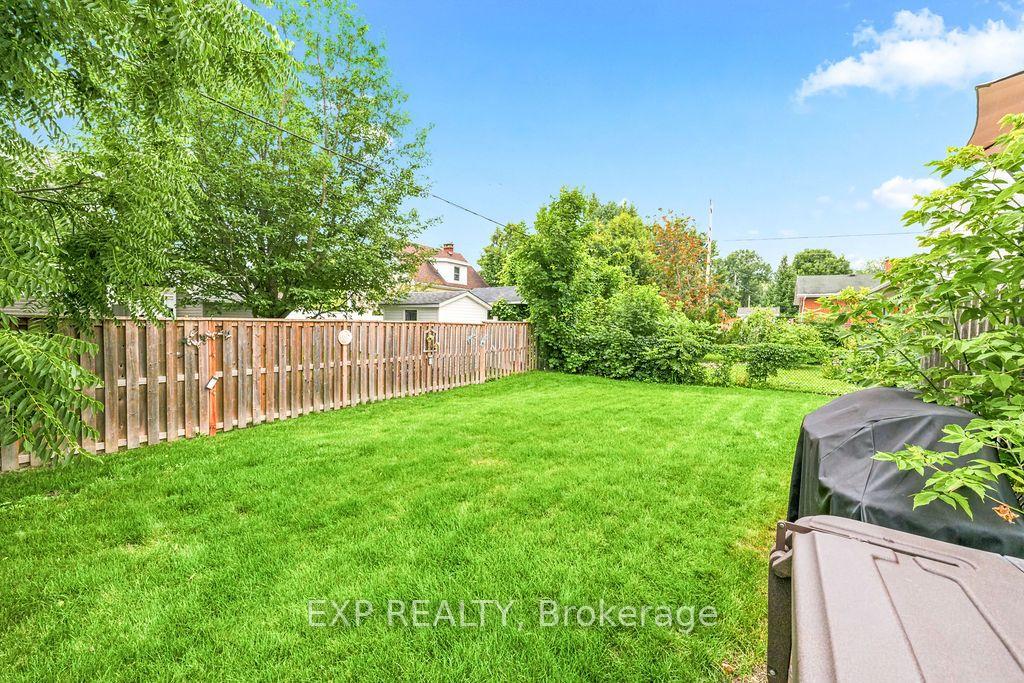 Photo 45 of 101 Grant Boulevard, Renfrew, Renfrew — HOMEH