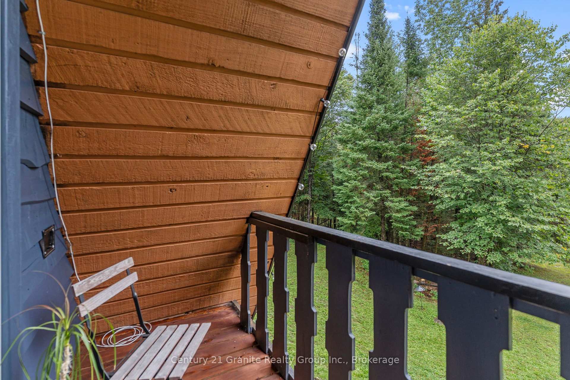 Photo 25 of 1452 Blairhampton Road, Minden Hills, Minden — HOMEH