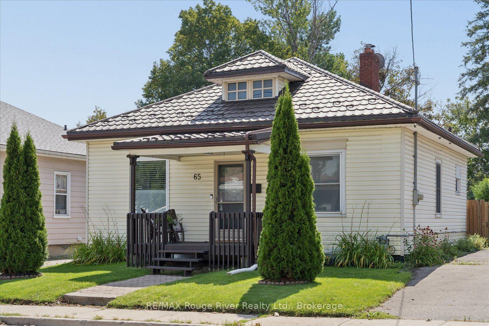 Photo 2 of 65 Church Street, Clarington, Bowmanville — HOMEH