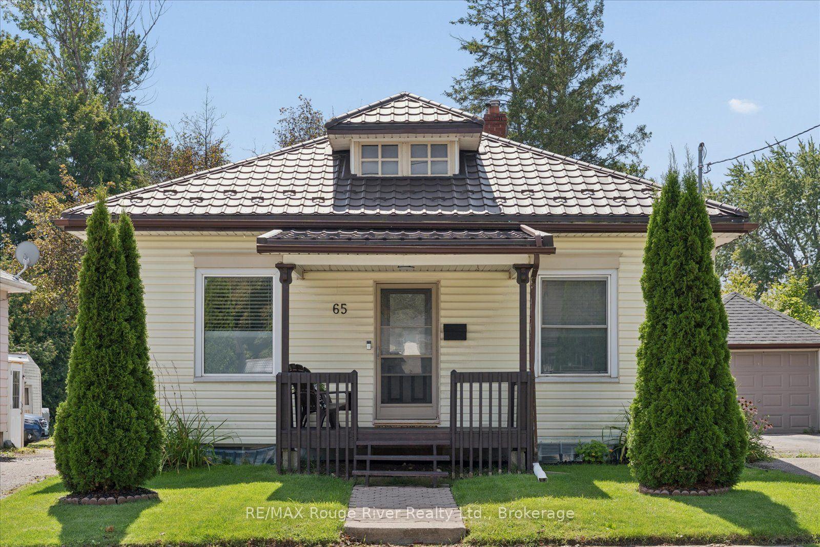 Photo 3 of 65 Church Street, Clarington, Bowmanville — HOMEH