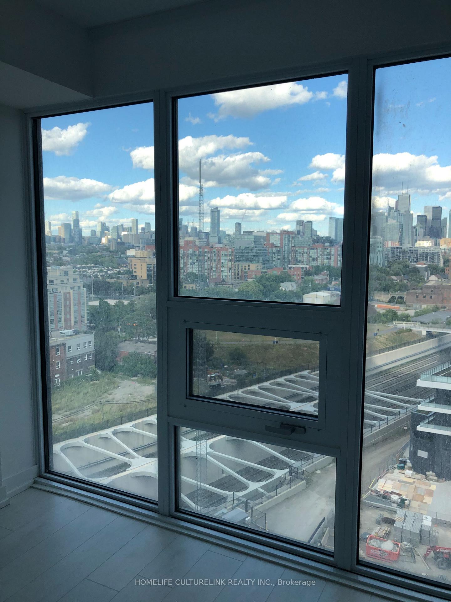 Photo 9 of Unit 1201, 19 Western Battery Road, Toronto, Niagara — HOMEH