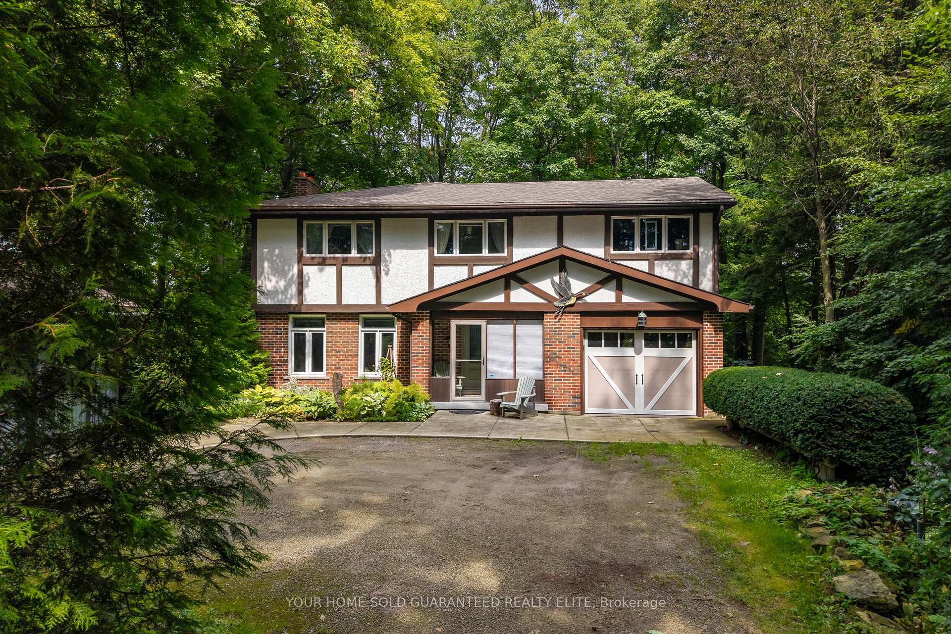 Photo 18 of 155 Ridge Road E, Grimsby, Grimsby Escarpment — HOMEH