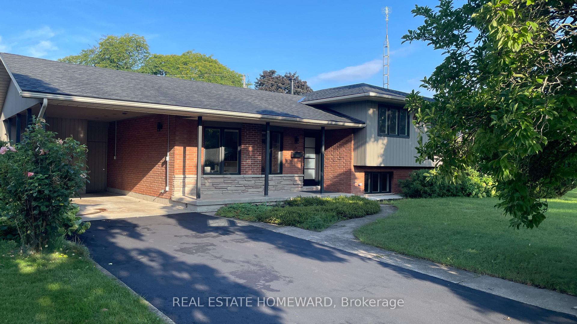 Photo 1 of 33 Strathcona Drive, St. Catharines, Vine/Linwell — HOMEH