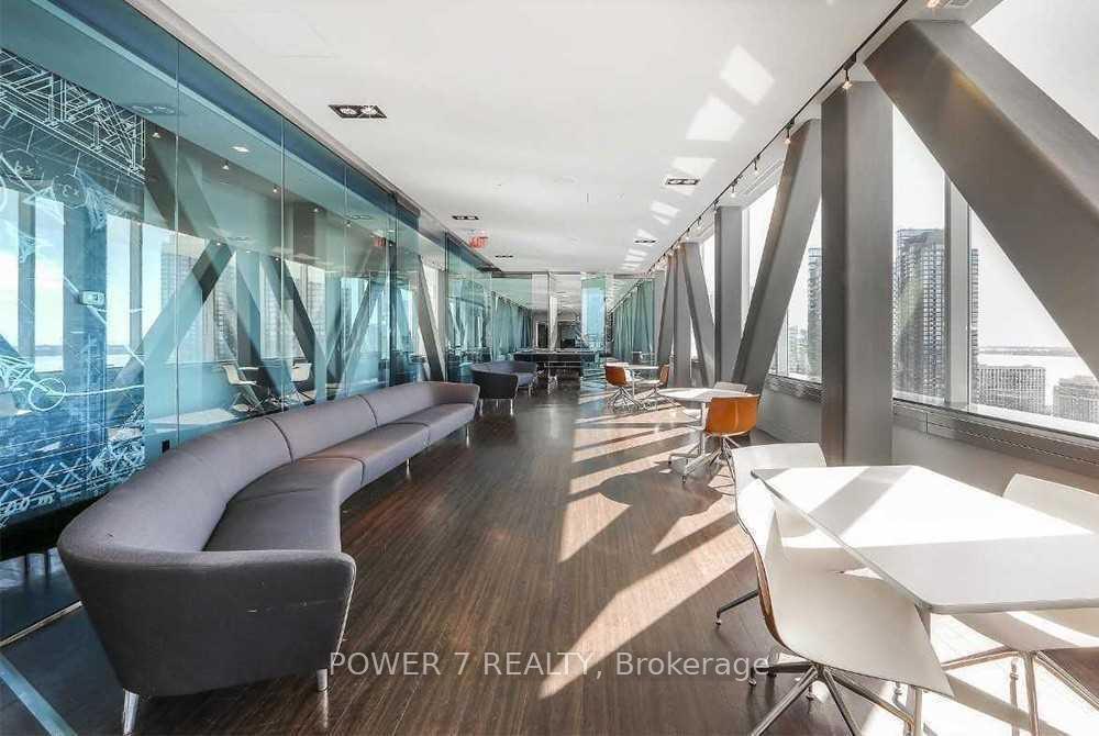 Photo 11 of Unit 2116, 15 Iceboat Terrace, Toronto, Waterfront Communities — HOMEH