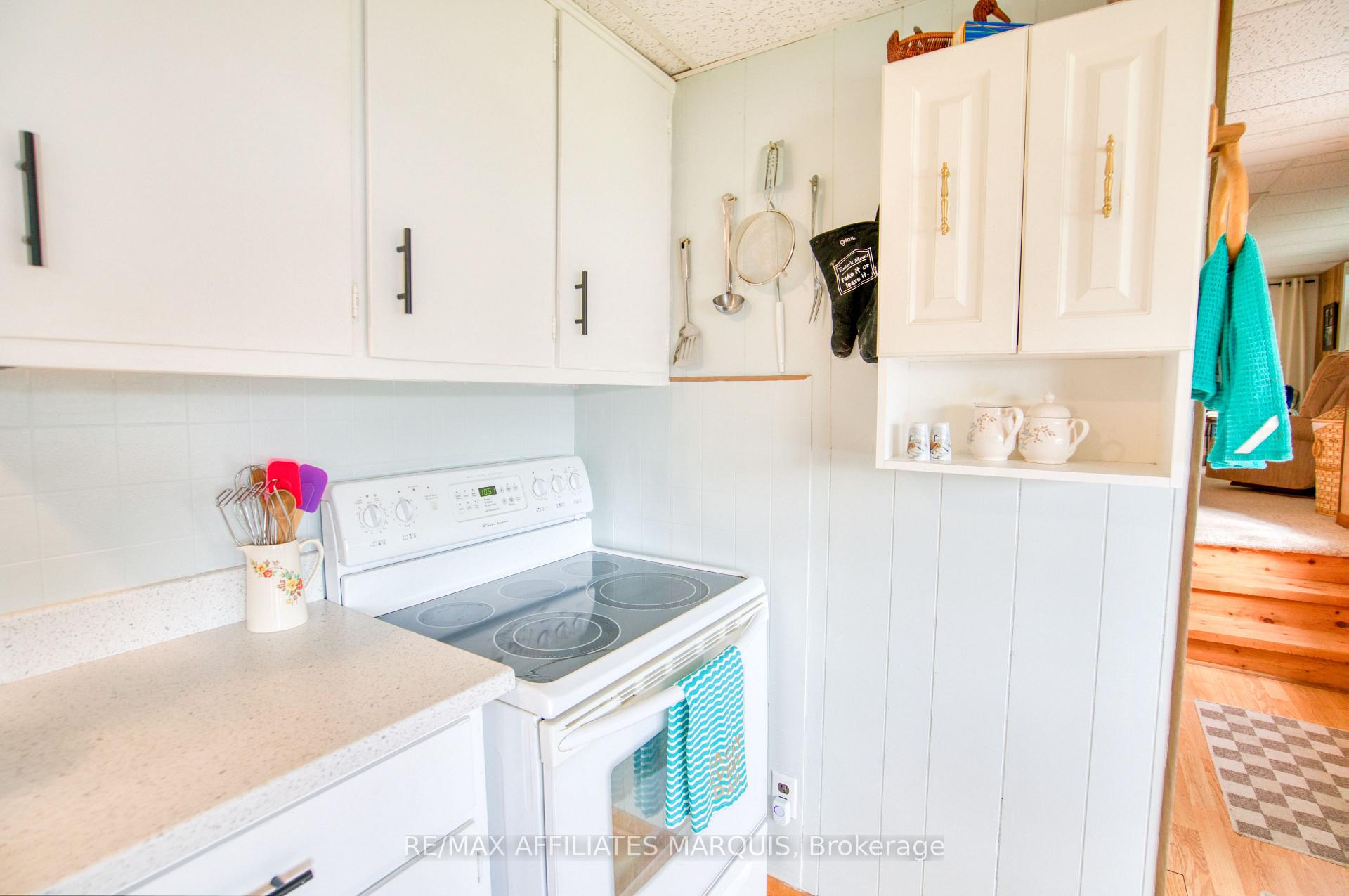 Photo 11 of 54 Thompson Lane, Rideau Lakes, Rideau Lakes (North Crosby) Twp — HOMEH
