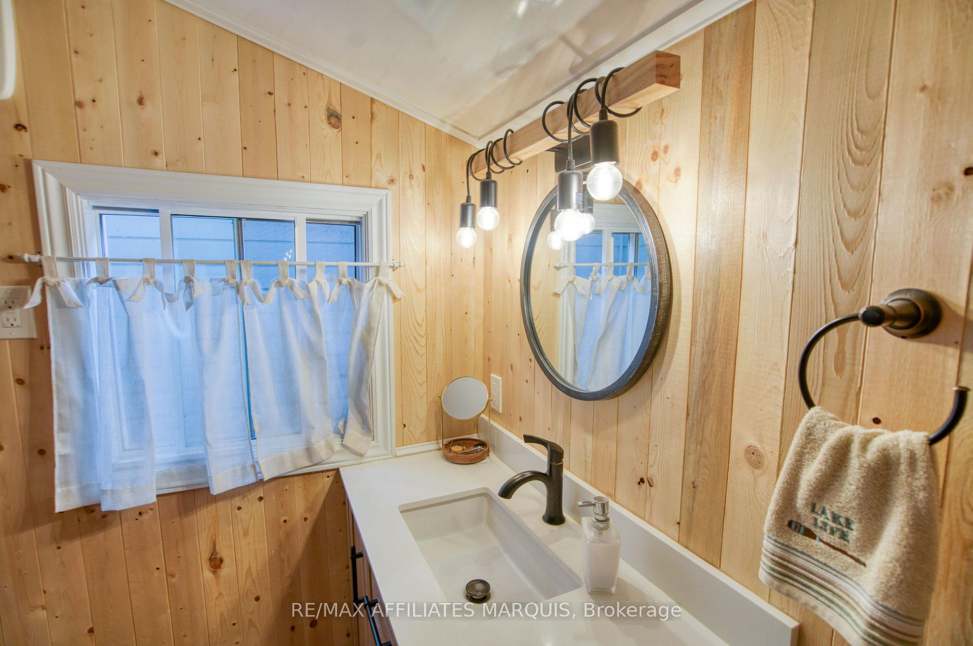 Photo 14 of 54 Thompson Lane, Rideau Lakes, Rideau Lakes (North Crosby) Twp — HOMEH