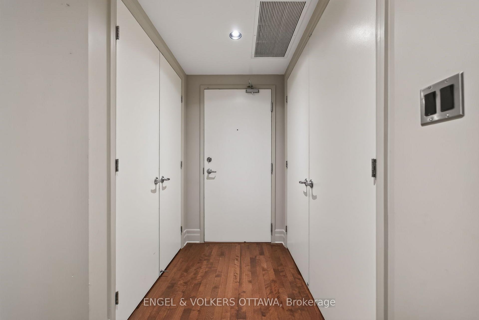 Photo 3 of Unit 209, 808 Bronson Avenue, Ottawa, Dows Lake — HOMEH