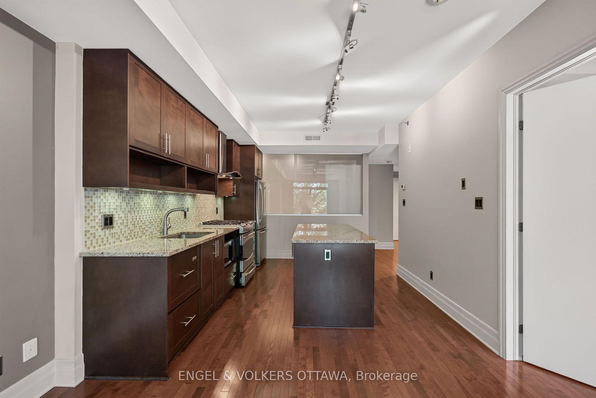 Photo 7 of Unit 209, 808 Bronson Avenue, Ottawa, Dows Lake — HOMEH
