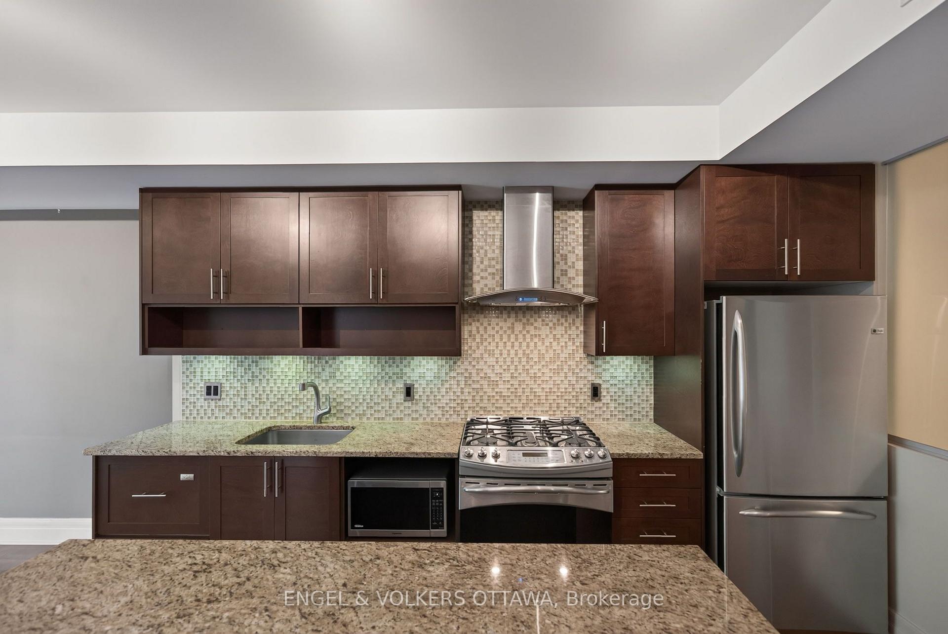 Photo 9 of Unit 209, 808 Bronson Avenue, Ottawa, Dows Lake — HOMEH