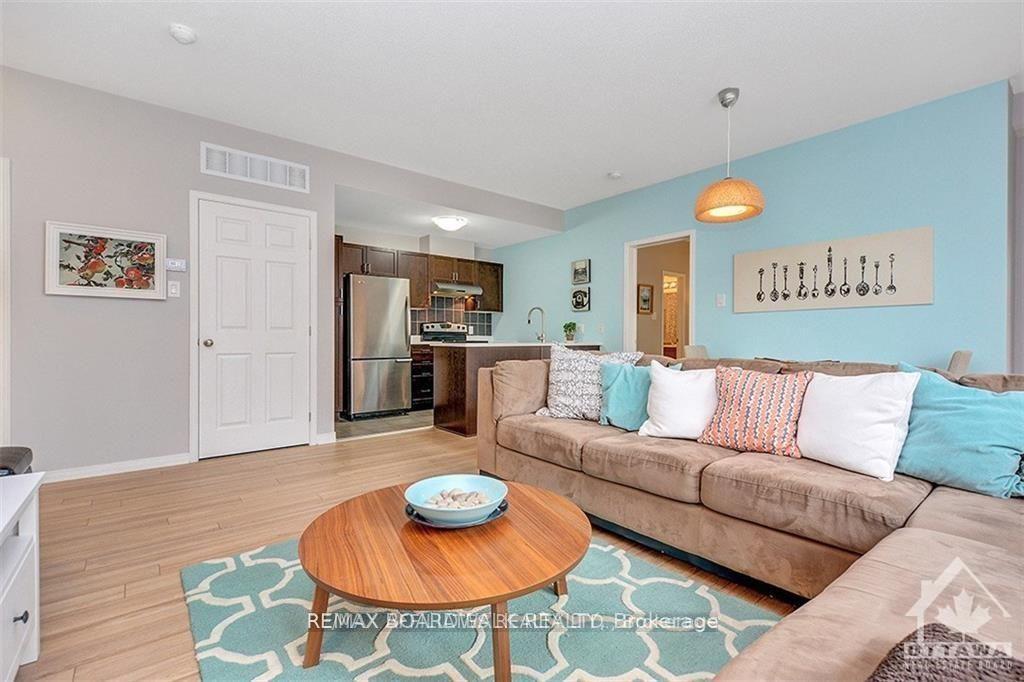 Photo 7 of Unit F, 300 Meilleur Private, Ottawa, Vanier — HOMEH