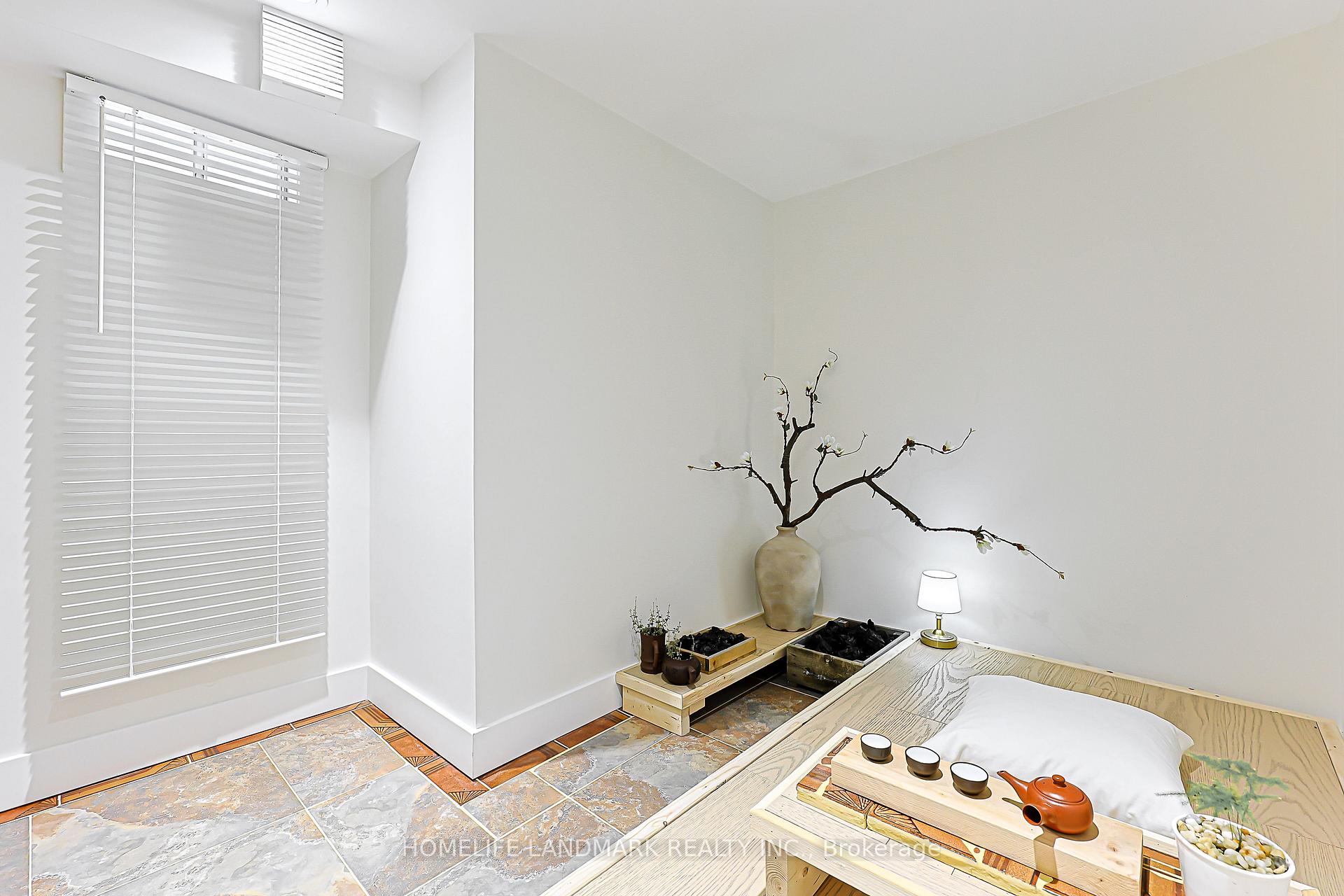Photo 38 of 74 Navaho Drive, North York, Pleasant View — HOMEH