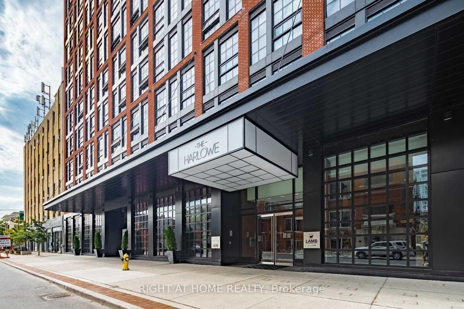 Front of Unit 820, 608 Richmond Street W