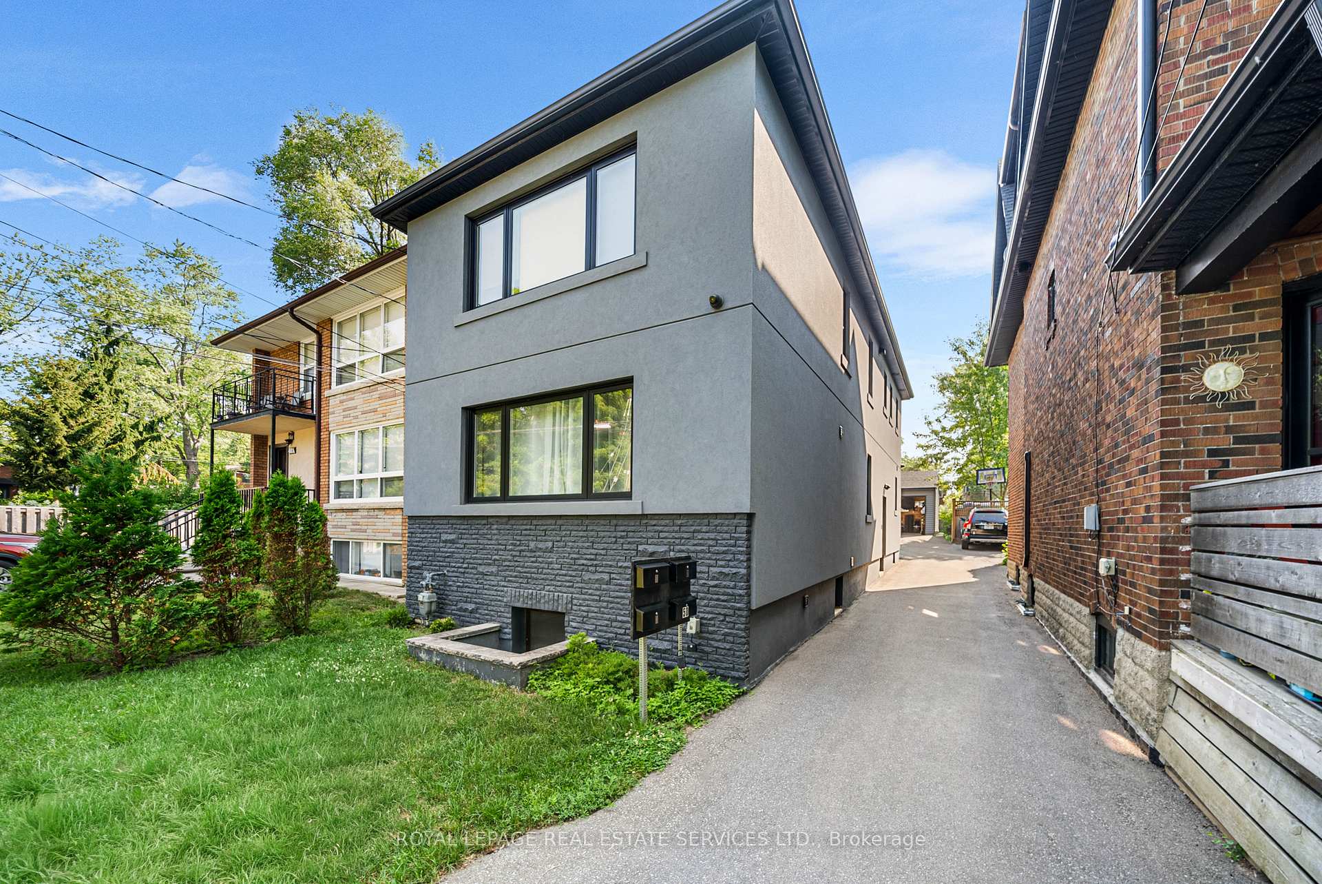 Photo of 50 Arcadian Circle