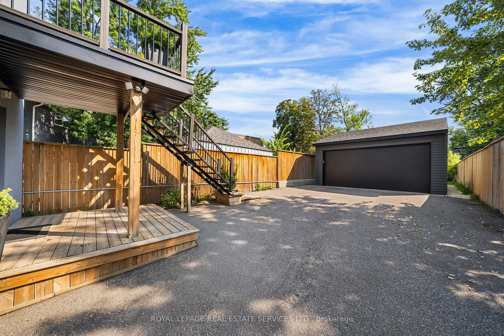 Photo 2 of 50 Arcadian Circle, Etobicoke, Long Branch — HOMEH