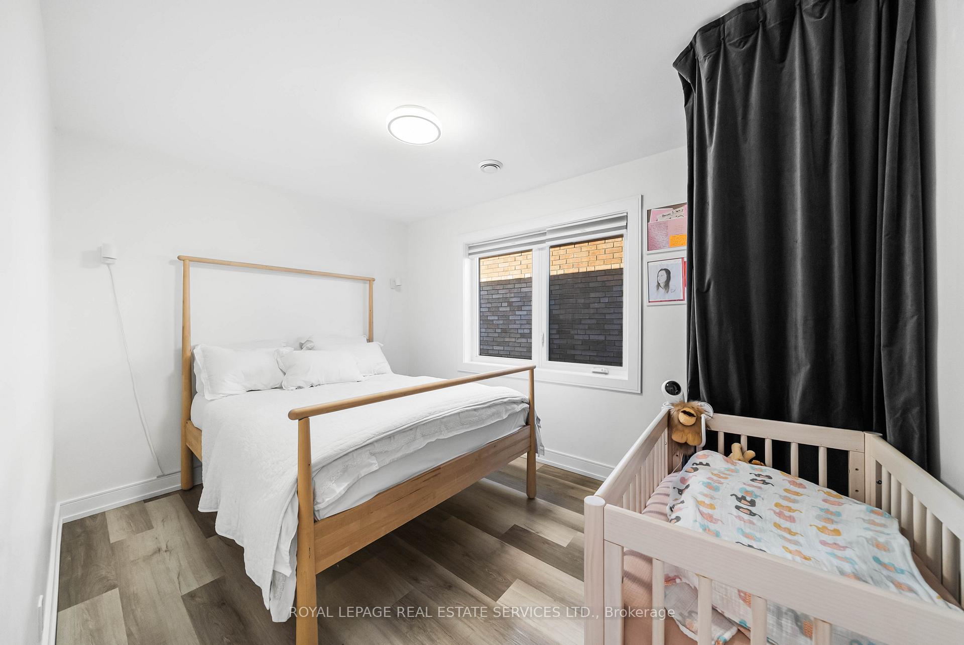 Photo 12 of 50 Arcadian Circle, Etobicoke, Long Branch — HOMEH