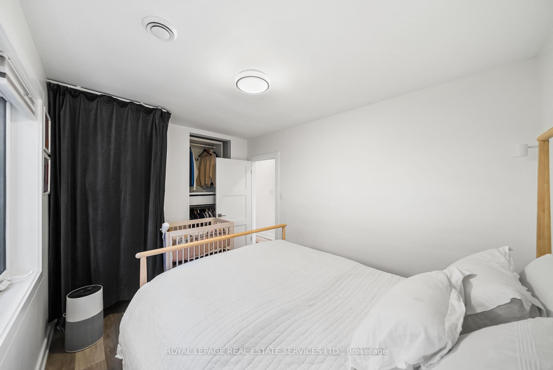 Photo 13 of 50 Arcadian Circle, Etobicoke, Long Branch — HOMEH