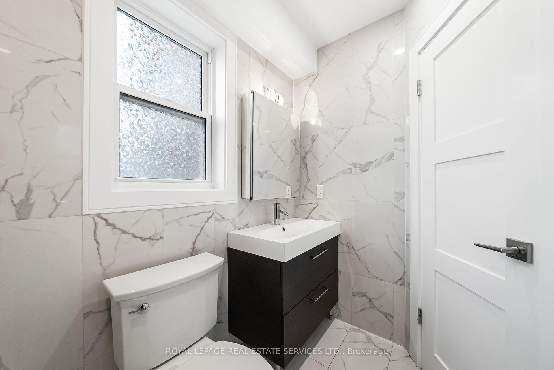 Photo 18 of 50 Arcadian Circle, Etobicoke, Long Branch — HOMEH