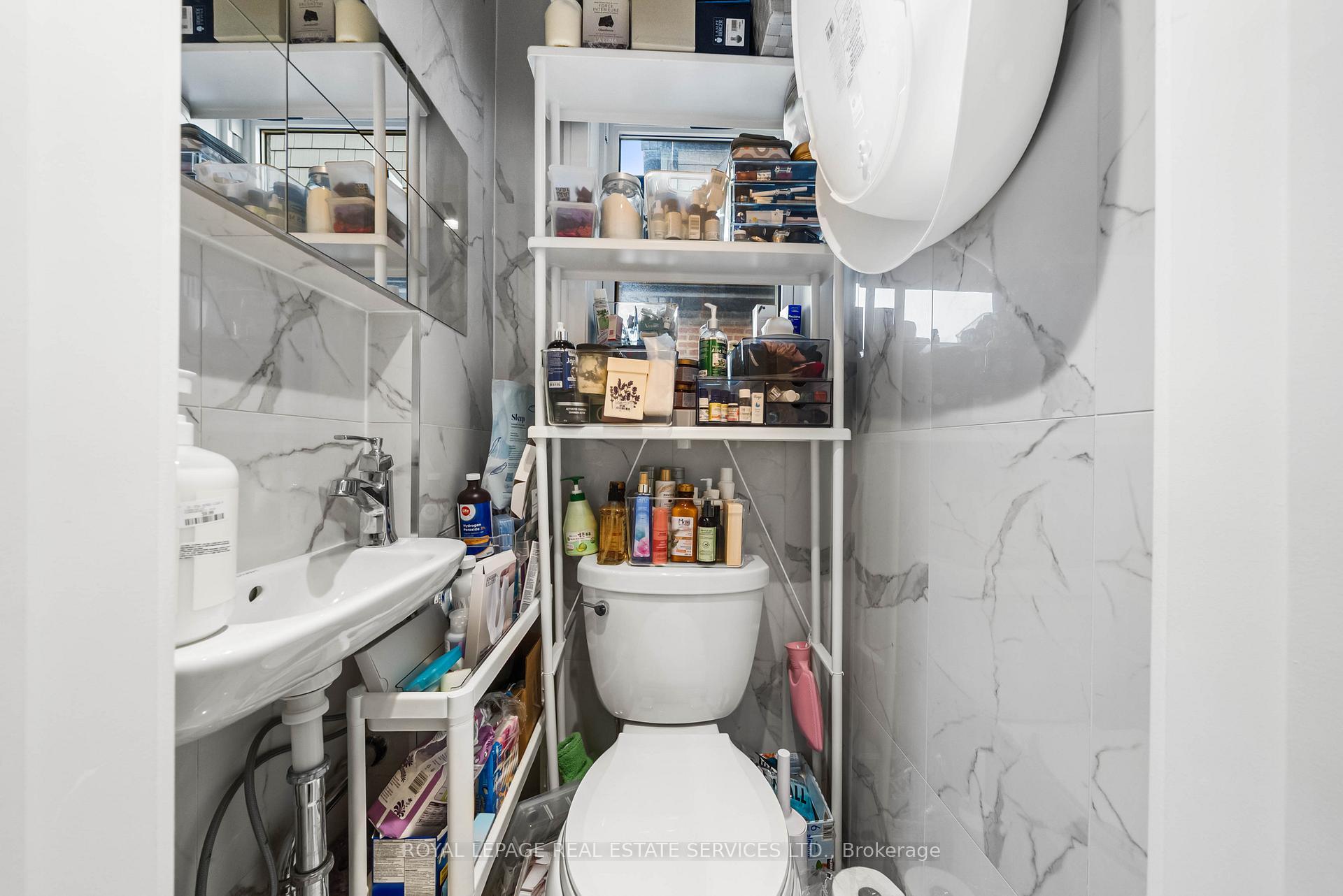 Photo 21 of 50 Arcadian Circle, Etobicoke, Long Branch — HOMEH