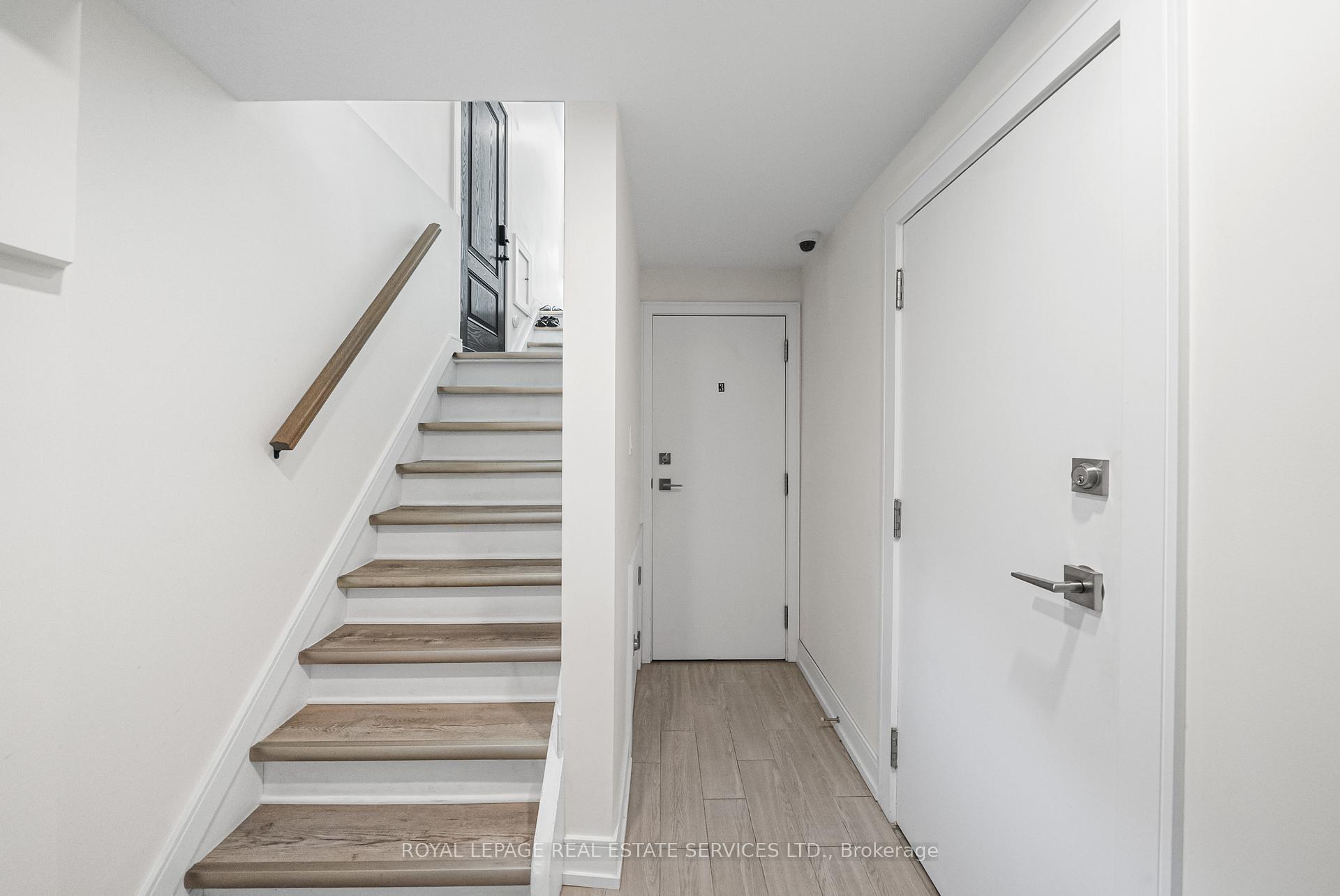 Photo 35 of 50 Arcadian Circle, Etobicoke, Long Branch — HOMEH