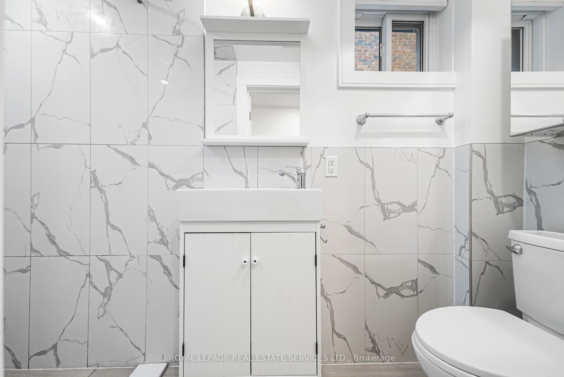 Photo 43 of 50 Arcadian Circle, Etobicoke, Long Branch — HOMEH