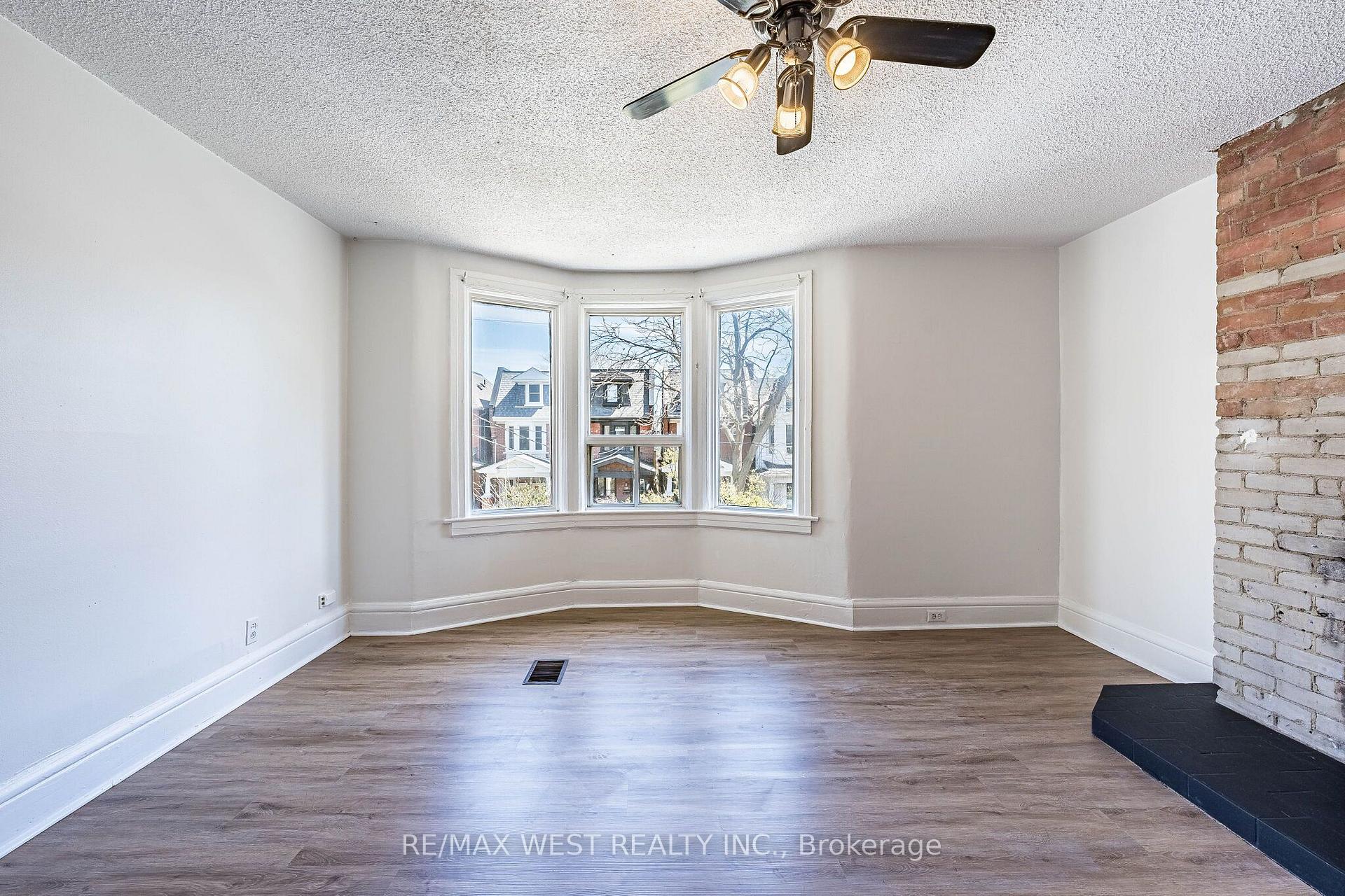 Photo 6 of Unit 3, 280 St Clarens Avenue, Toronto, Dufferin Grove — HOMEH