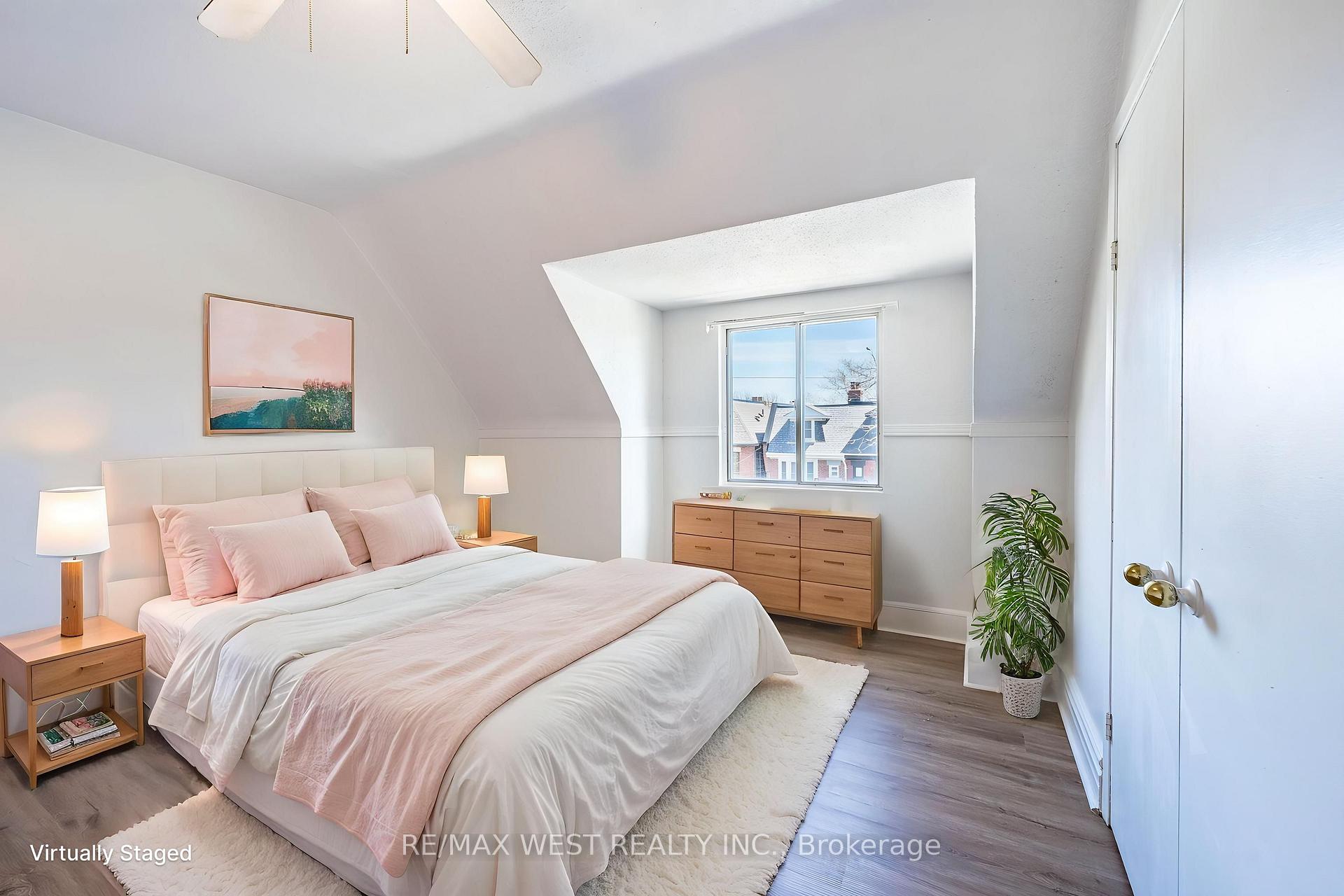 Photo 11 of Unit 3, 280 St Clarens Avenue, Toronto, Dufferin Grove — HOMEH