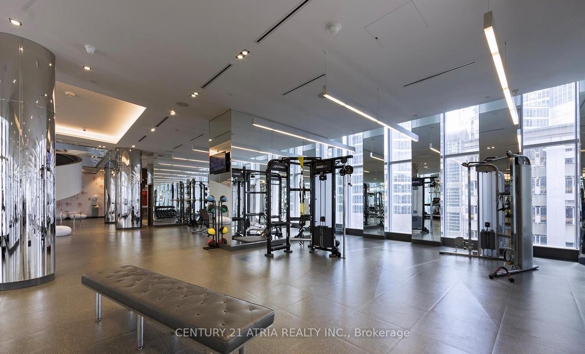 Photo 12 of Unit 802, 10 York Street, Toronto, Waterfront Communities — HOMEH