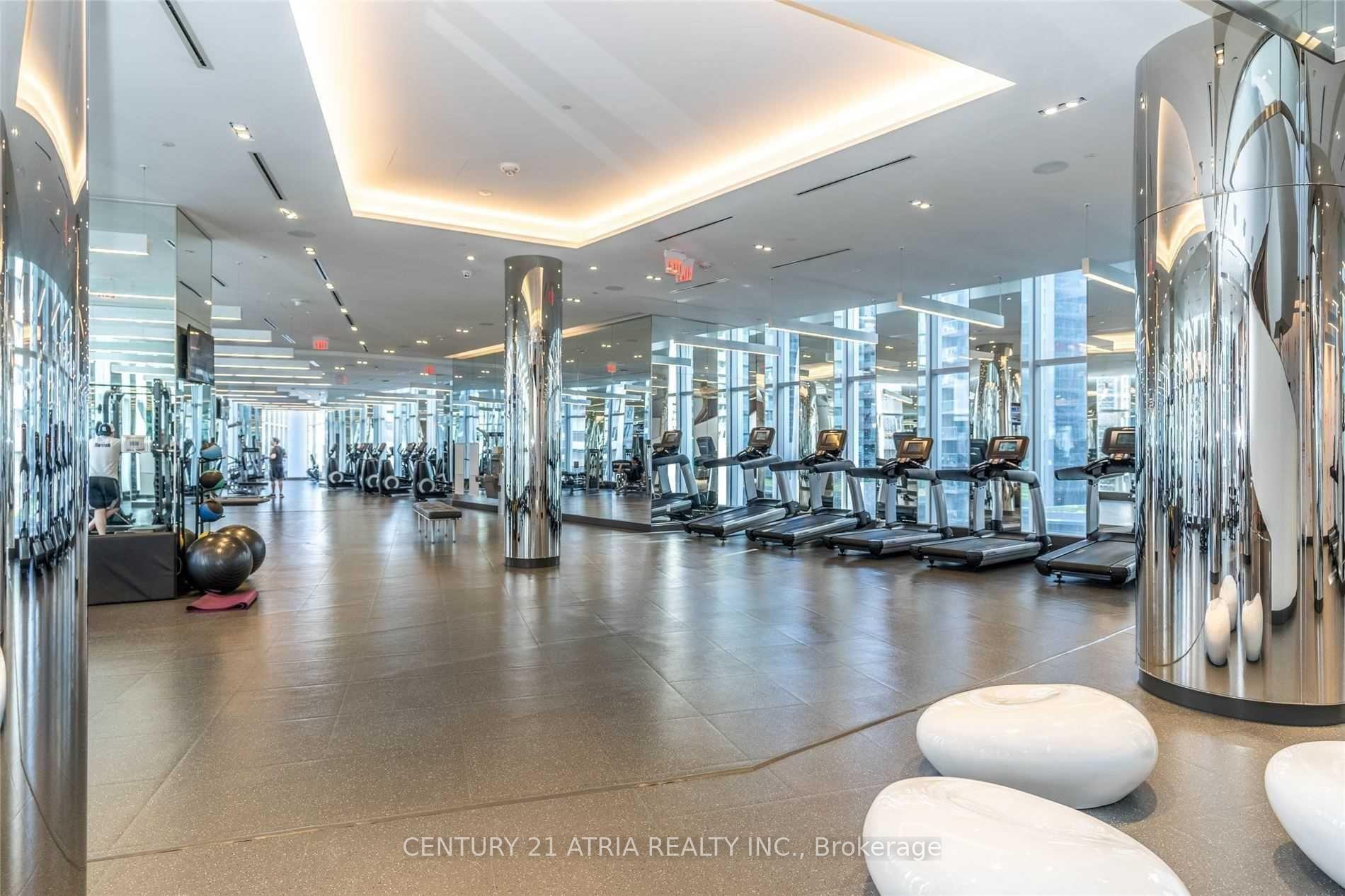 Photo 13 of Unit 802, 10 York Street, Toronto, Waterfront Communities — HOMEH