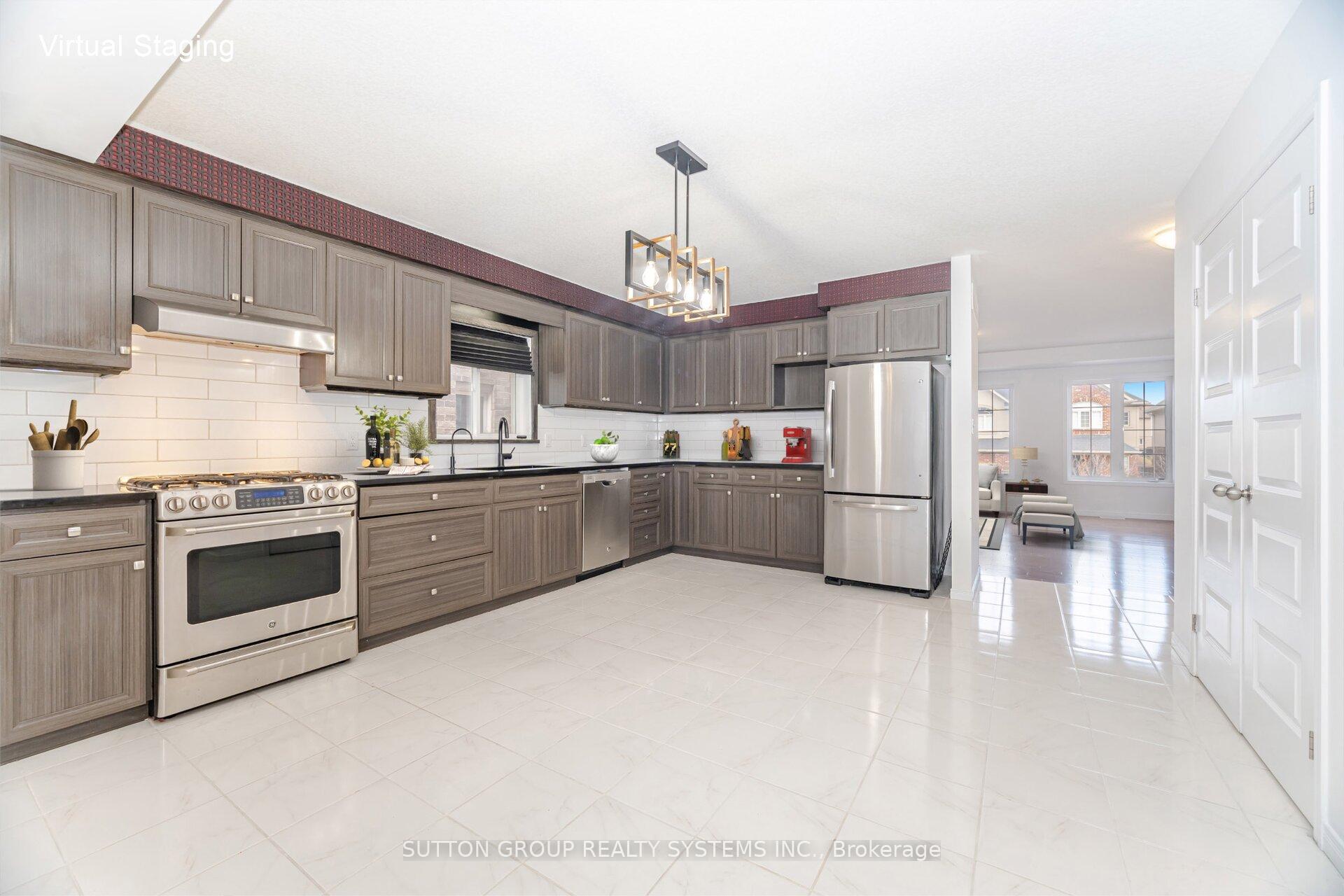 Photo 7 of 565 Sundew Drive, Waterloo, Columbia Forest/Clair Hills — HOMEH