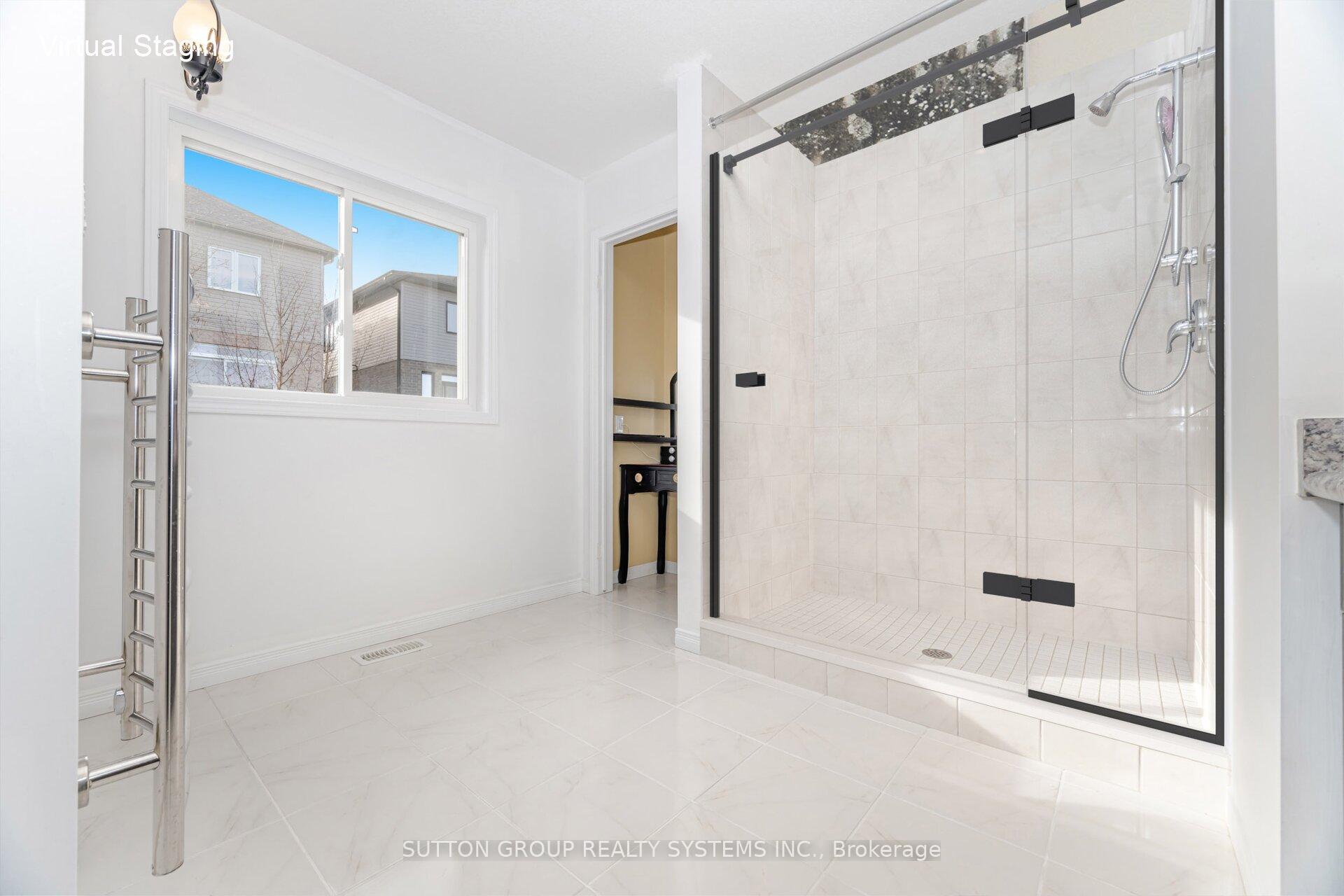 Photo 19 of 565 Sundew Drive, Waterloo, Columbia Forest/Clair Hills — HOMEH