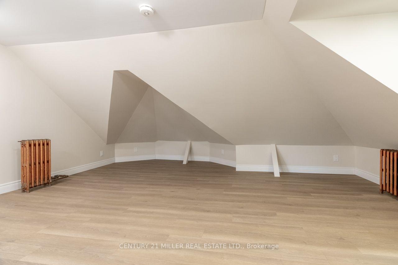 Photo 8 of 124 Gladstone Avenue, Hamilton, St. Clair — HOMEH