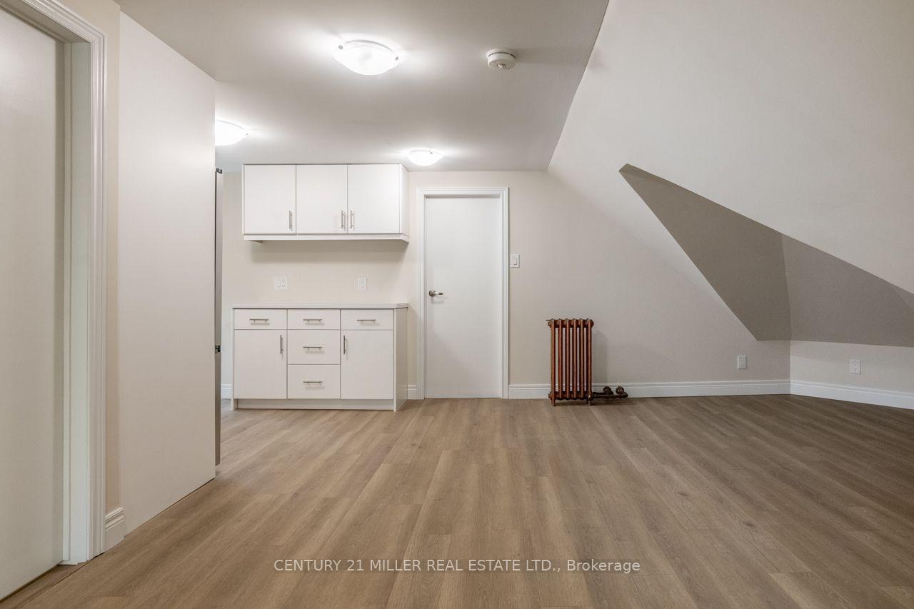 Photo 10 of 124 Gladstone Avenue, Hamilton, St. Clair — HOMEH