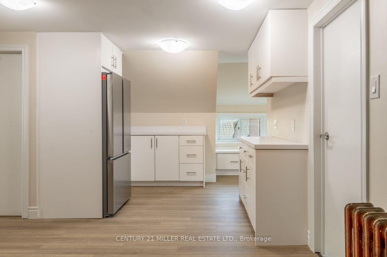 Photo 12 of 124 Gladstone Avenue, Hamilton, St. Clair — HOMEH