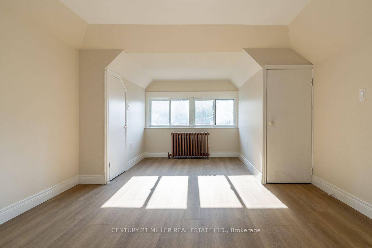 Photo 19 of 124 Gladstone Avenue, Hamilton, St. Clair — HOMEH
