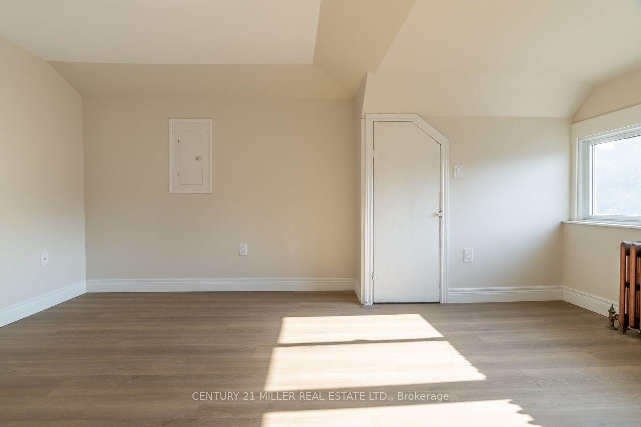 Photo 21 of 124 Gladstone Avenue, Hamilton, St. Clair — HOMEH