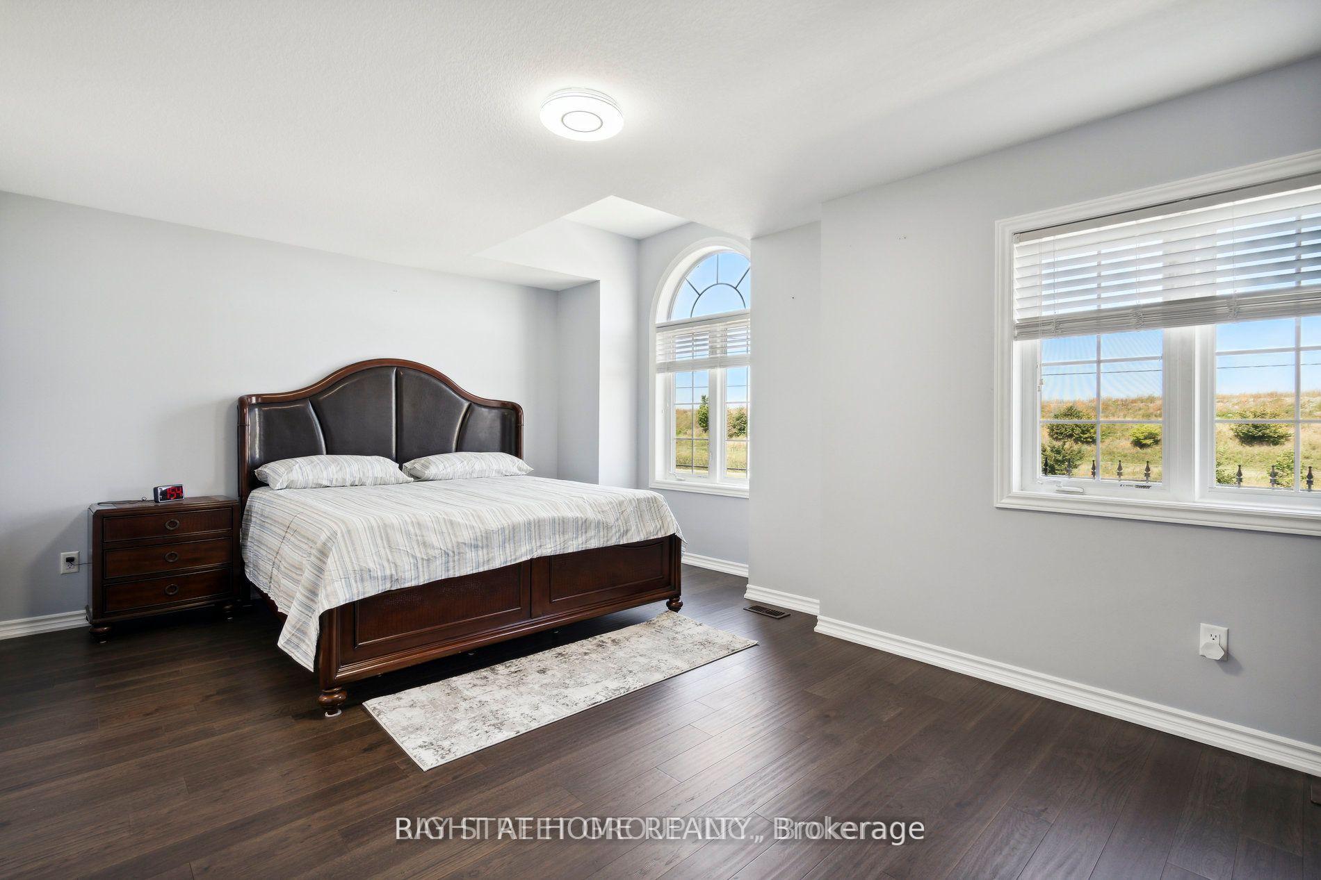 Photo 9 of 89 Penny Lane, Hamilton, Stoney Creek Mountain — HOMEH