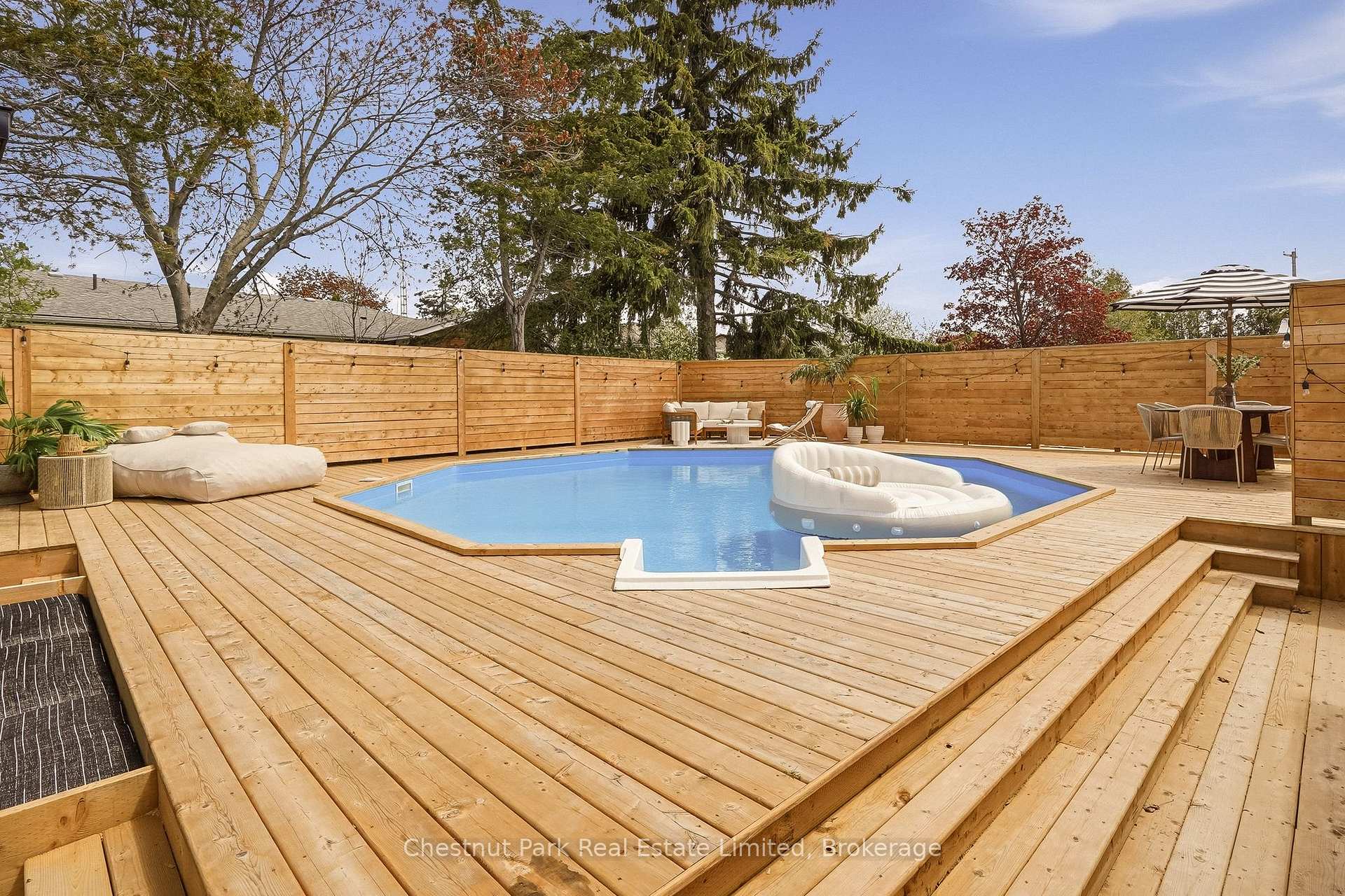 Photo 47 of 59 Maple Street, Prince Edward County, Wellington Ward — HOMEH