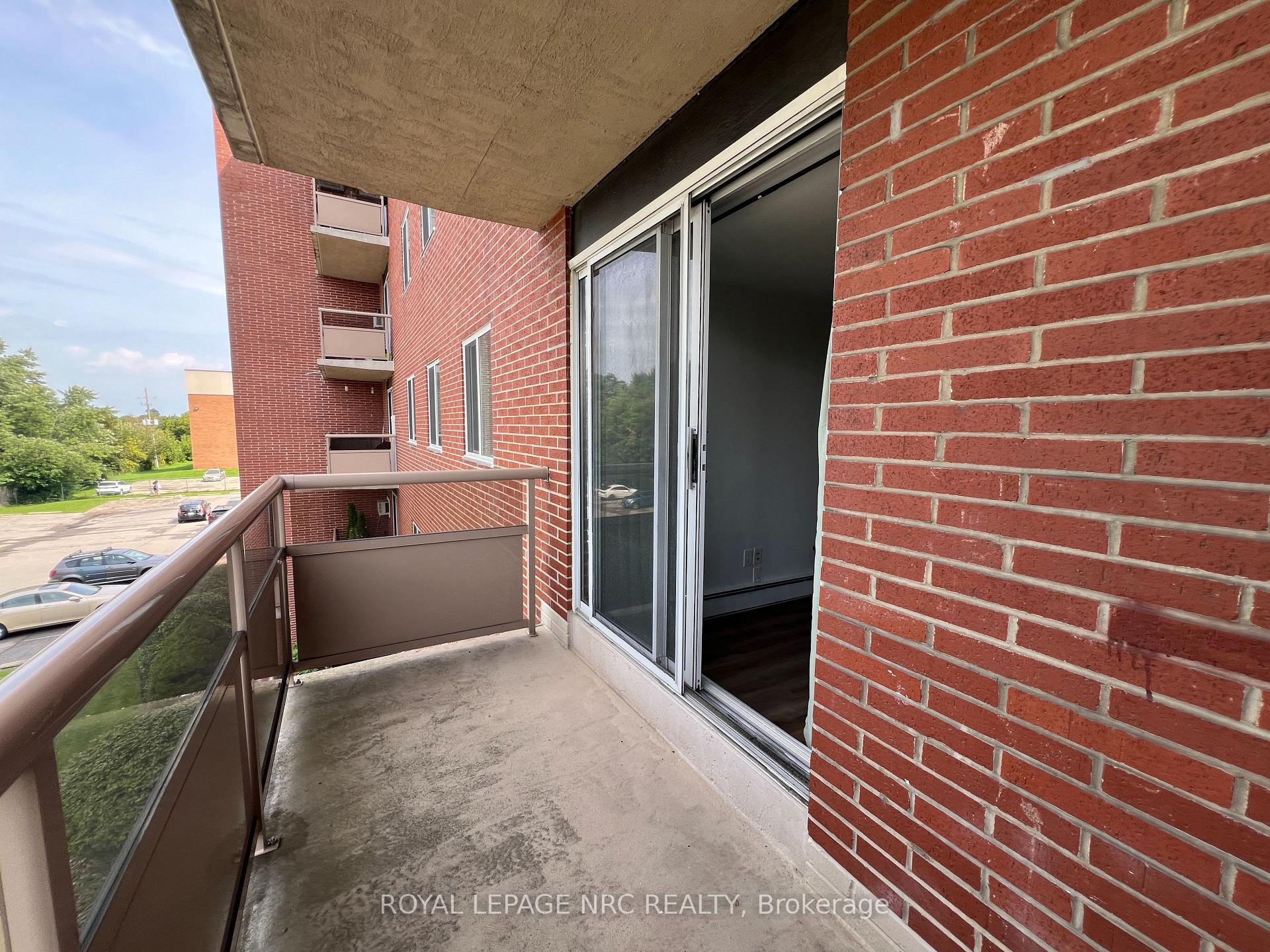 Photo 17 of Unit 307, 264 Grantham Avenue W, St. Catharines, Carlton/Bunting — HOMEH
