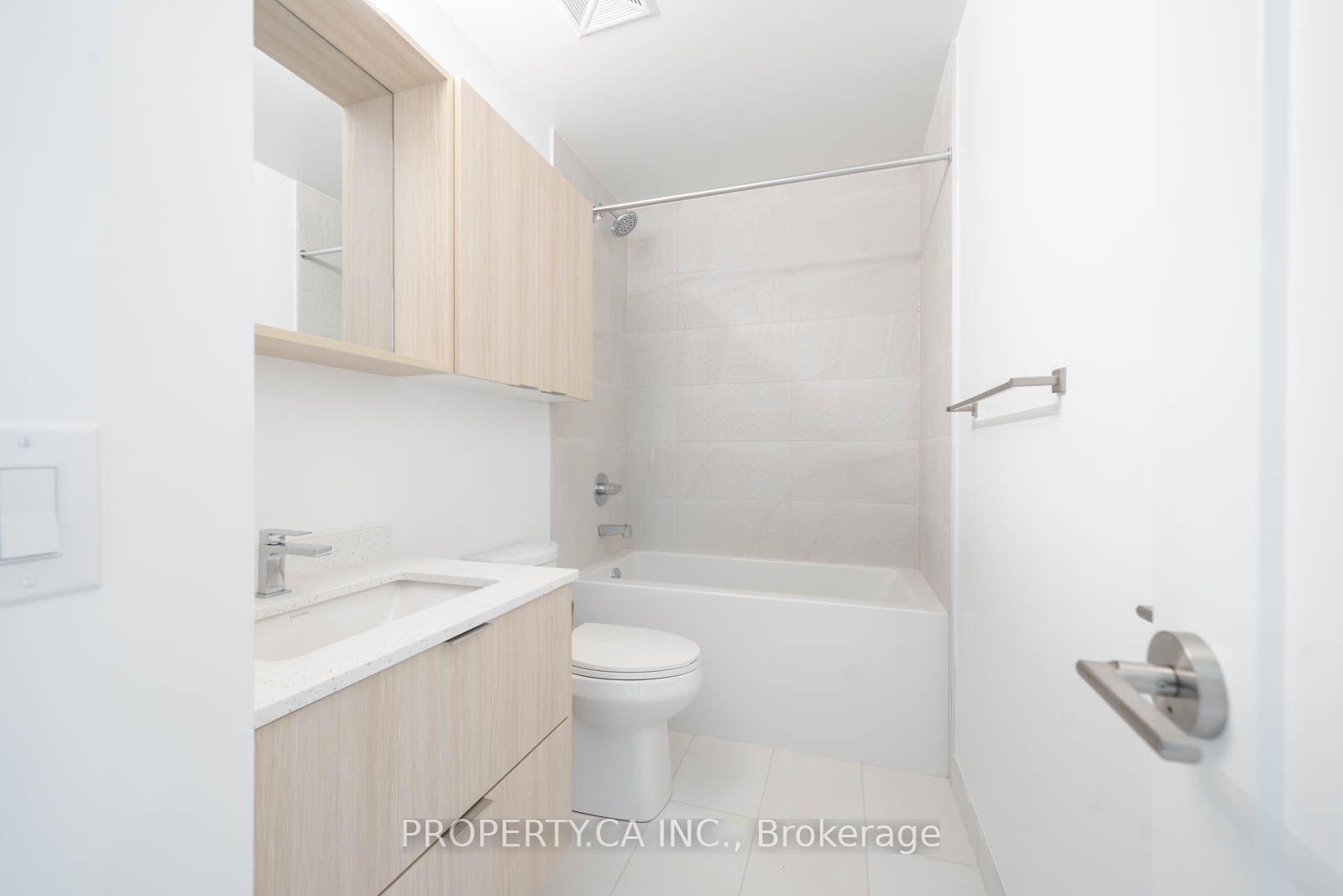 Front of Unit 1406, 5105 Hurontario Street