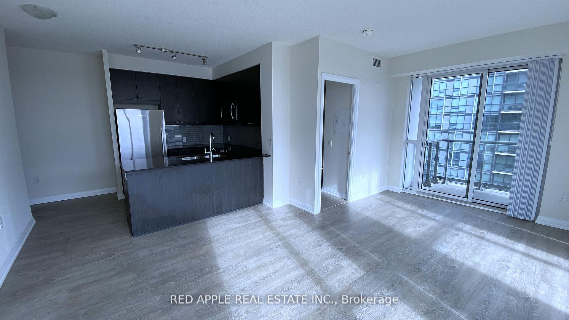 Photo 4 of Unit 1802, 50 Thomas Riley Road, Etobicoke, Islington-City Centre West — HOMEH