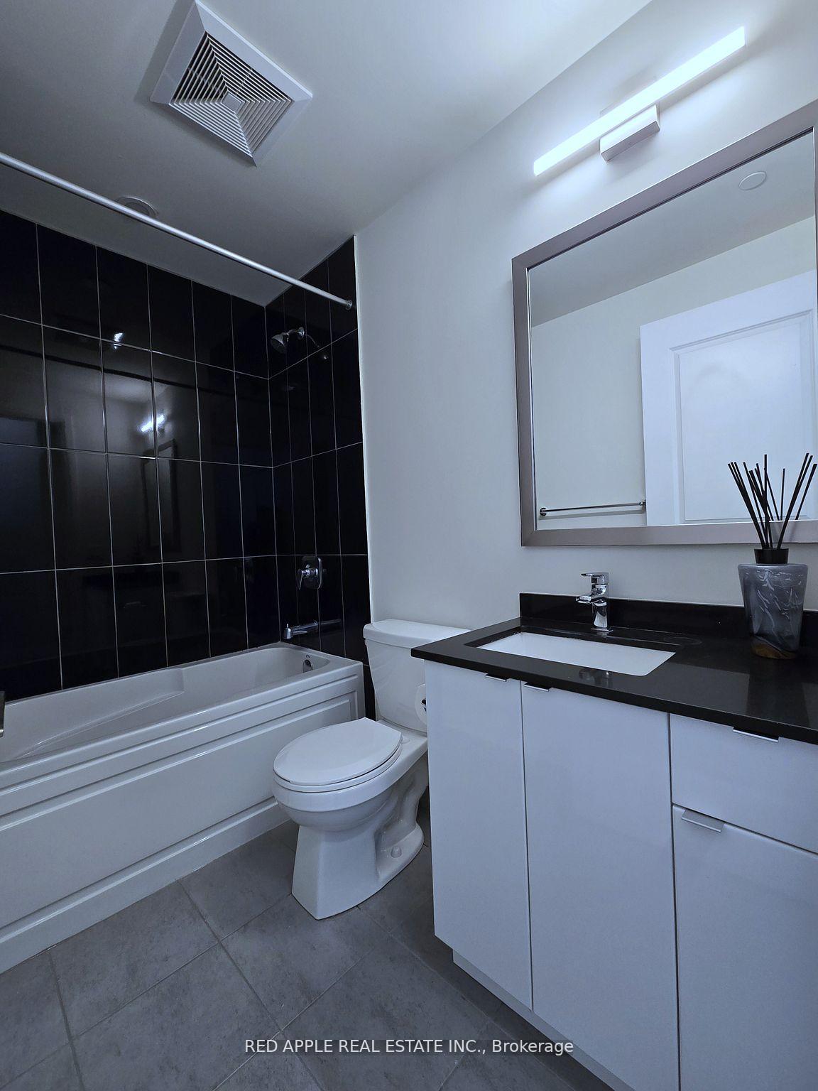 Photo 8 of Unit 1802, 50 Thomas Riley Road, Etobicoke, Islington-City Centre West — HOMEH