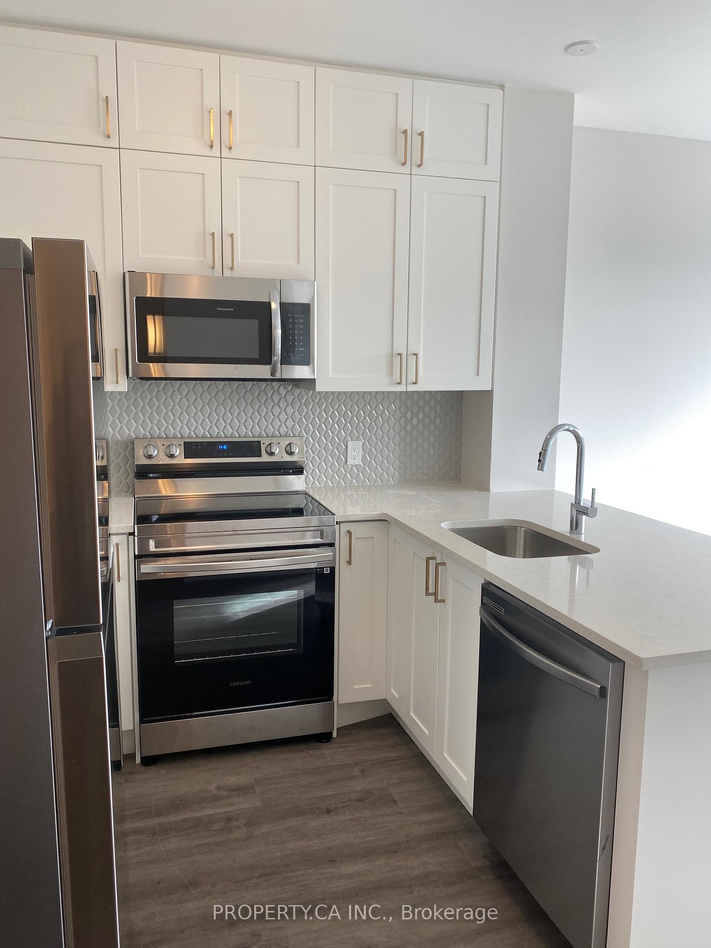 Photo 4 of Unit 321, 470 Gordon Krantz Avenue, Milton, Walker — HOMEH