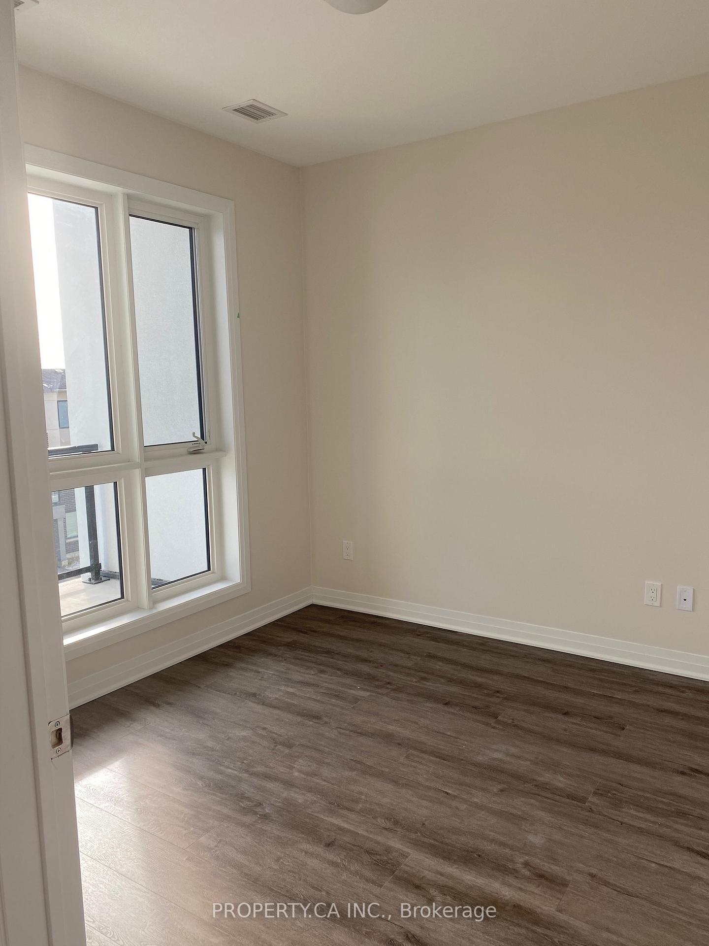 Photo 7 of Unit 321, 470 Gordon Krantz Avenue, Milton, Walker — HOMEH