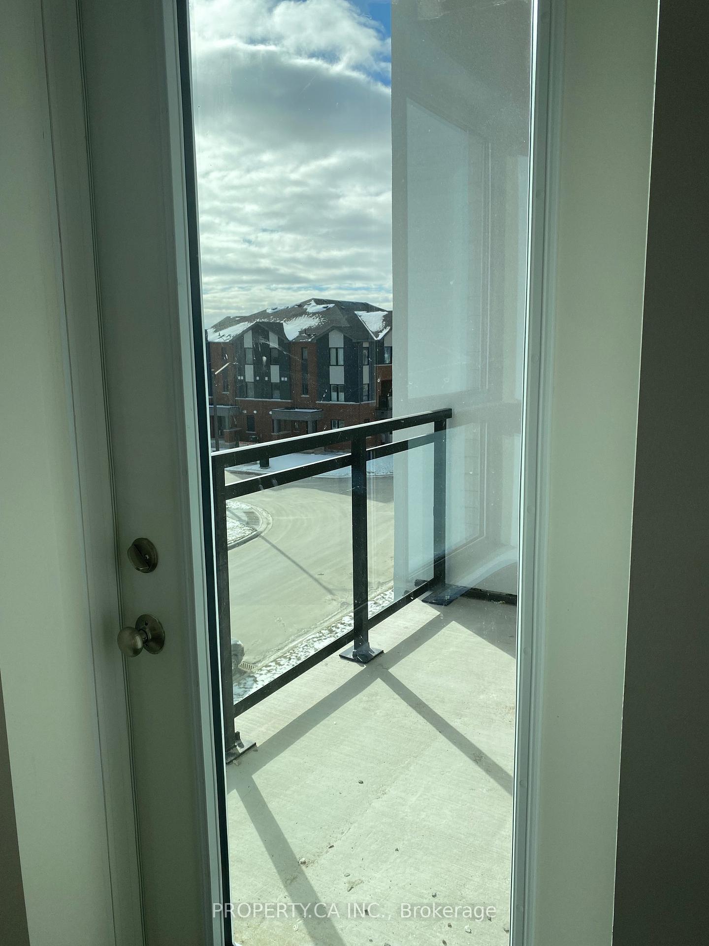 Photo 11 of Unit 321, 470 Gordon Krantz Avenue, Milton, Walker — HOMEH