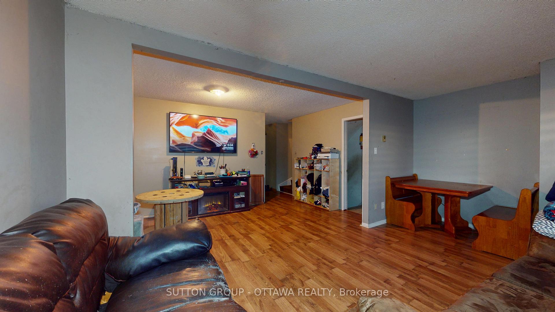 Photo 2 of 28 Carraway Crescent, South Dundas, Morrisburg — HOMEH