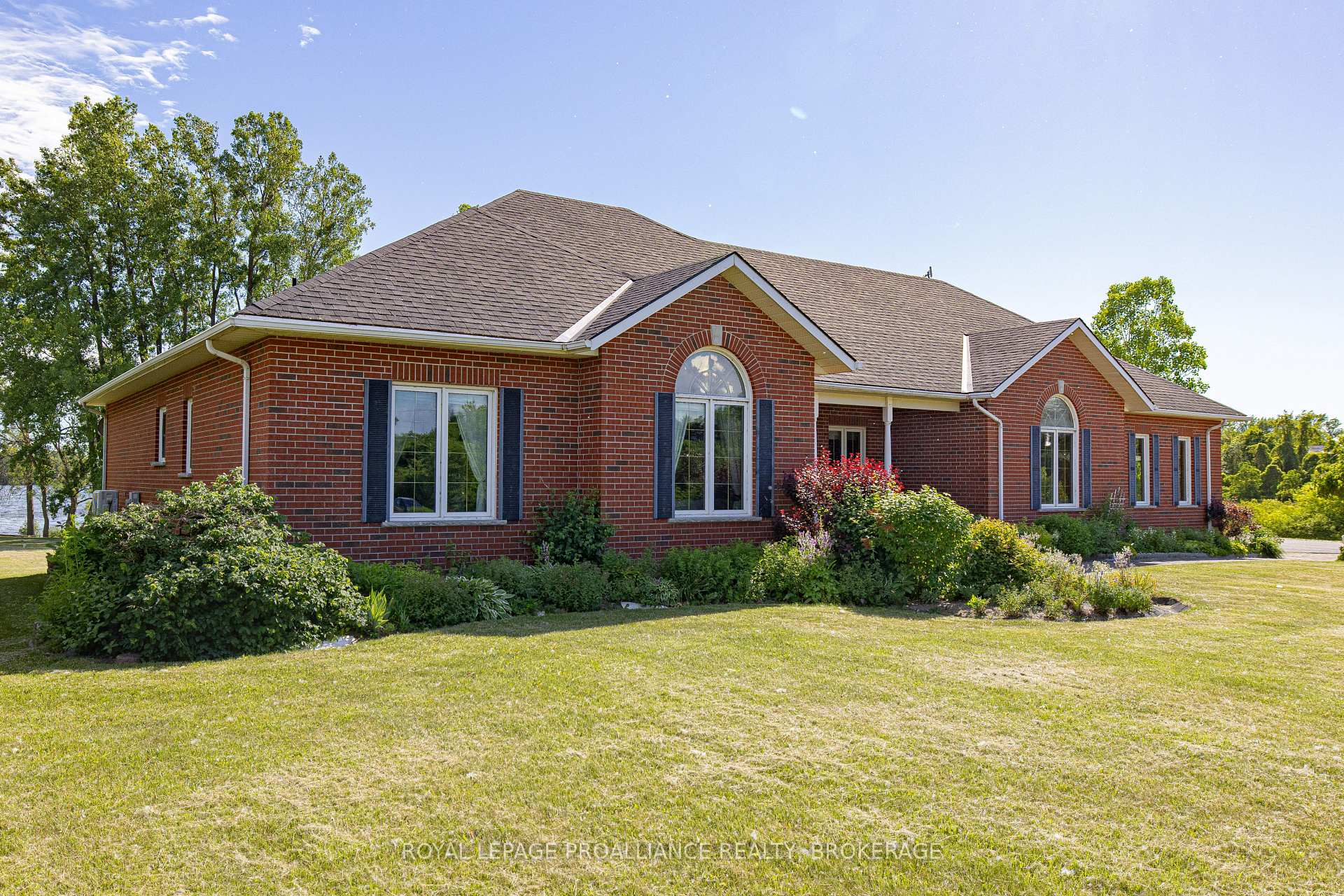 Photo 2 of 116 Schenk Street, Greater Napanee, Greater Napanee — HOMEH