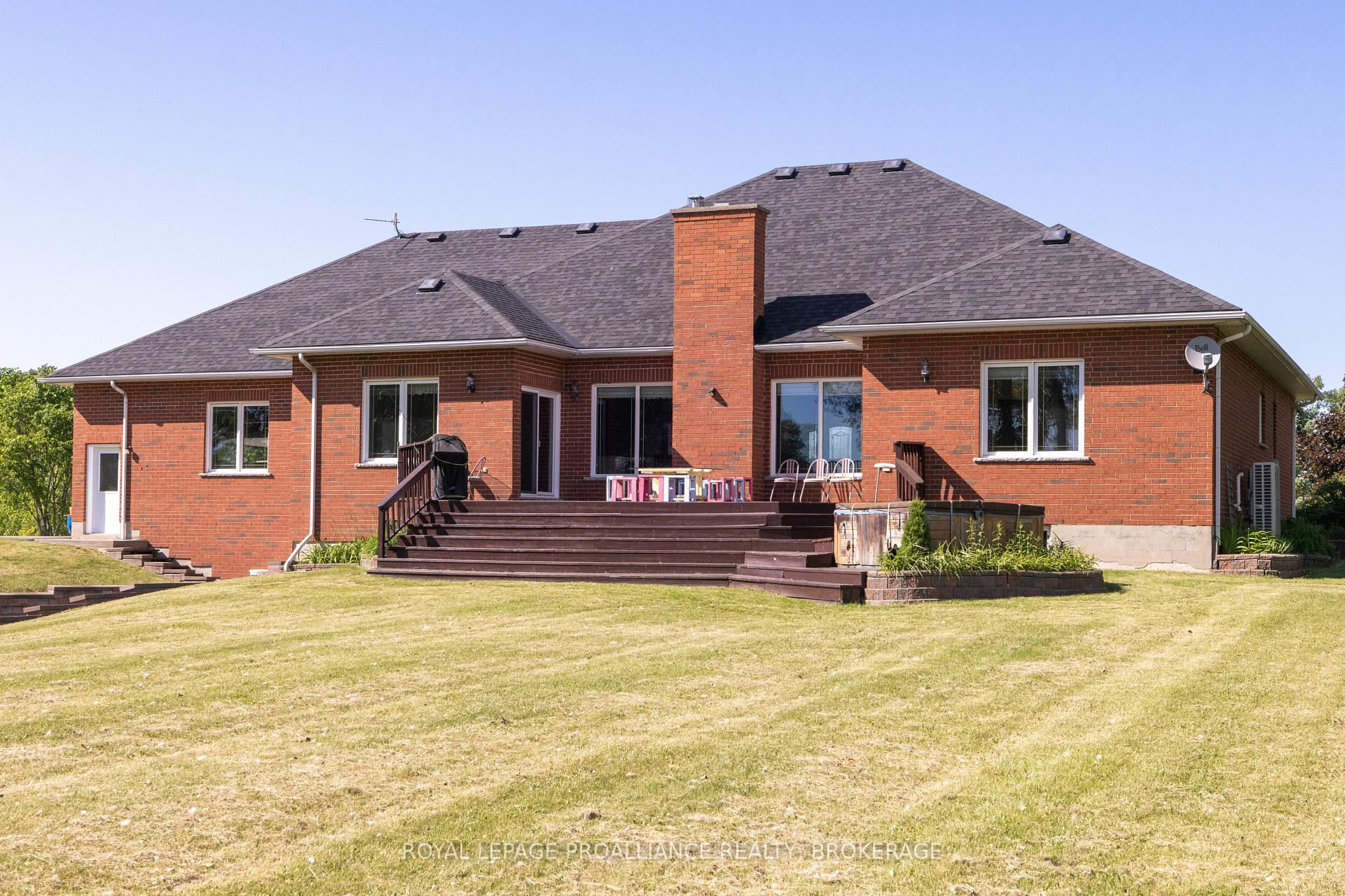 Photo 5 of 116 Schenk Street, Greater Napanee, Greater Napanee — HOMEH
