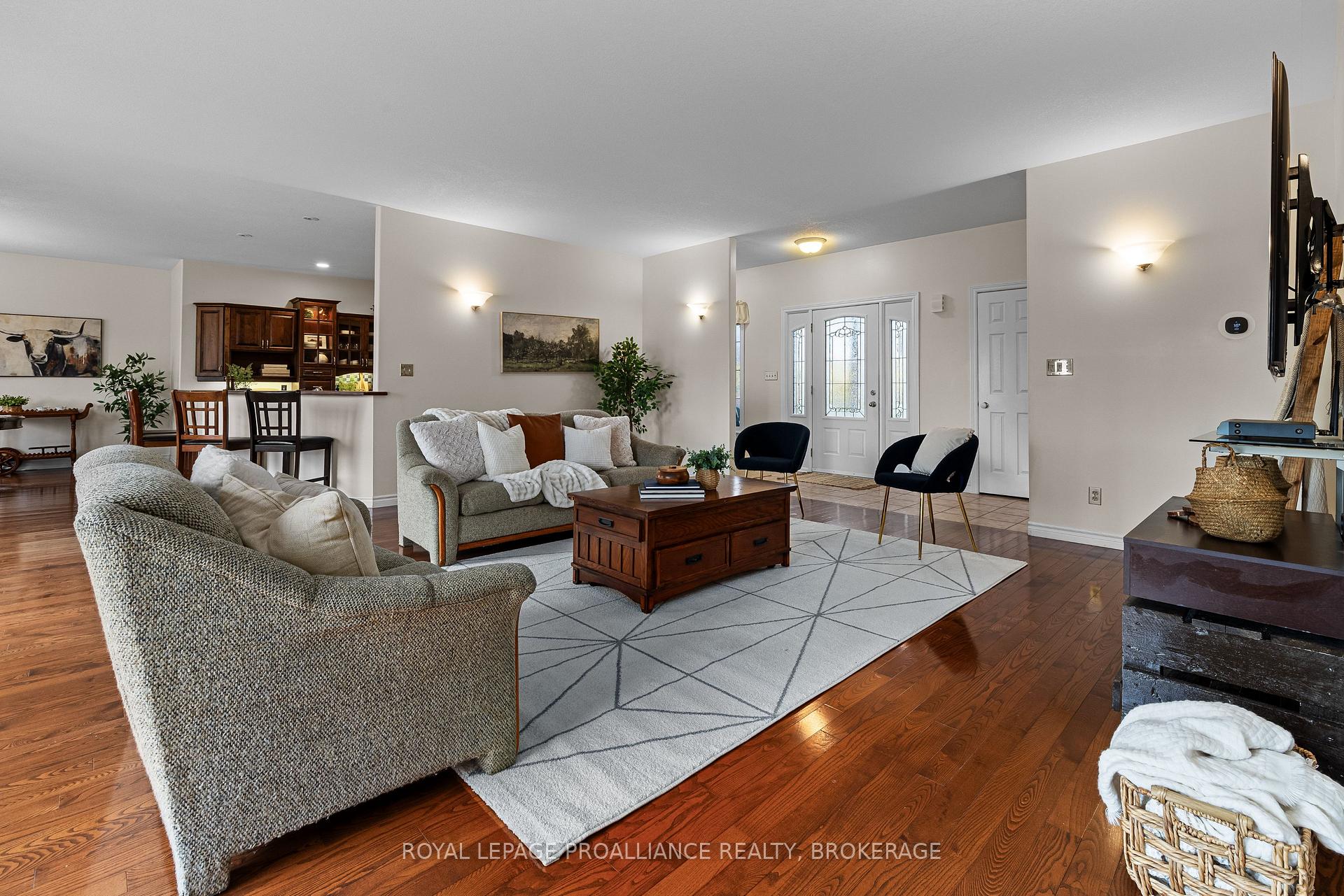 Photo 11 of 116 Schenk Street, Greater Napanee, Greater Napanee — HOMEH